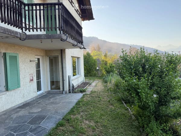 Immobilie in Hünibach - Freistehendes Einfamilienhaus mit 3 Garagen und fantastischer See- und Bergsicht in Hünibach - Bild 6