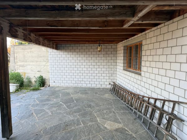 Immobilie in Hünibach - Freistehendes Einfamilienhaus mit 3 Garagen und fantastischer See- und Bergsicht in Hünibach - Bild 8