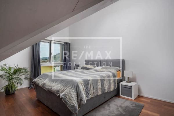 Immobilie in Einsiedeln - Edle 5.5-Zimmer-Dachwohnung mit 3 Balkonen und atemberaubendem Mythenblick in Einsiedeln zu kaufen! - Bild 11