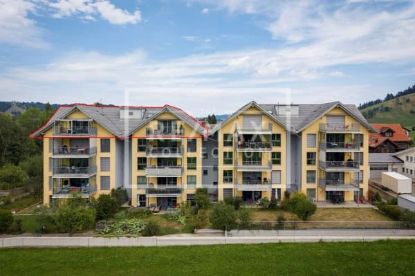Immobilie in Einsiedeln - Edle 5.5-Zimmer-Dachwohnung mit 3 Balkonen und atemberaubendem Mythenblick in Einsiedeln zu kaufen! - Bild 7