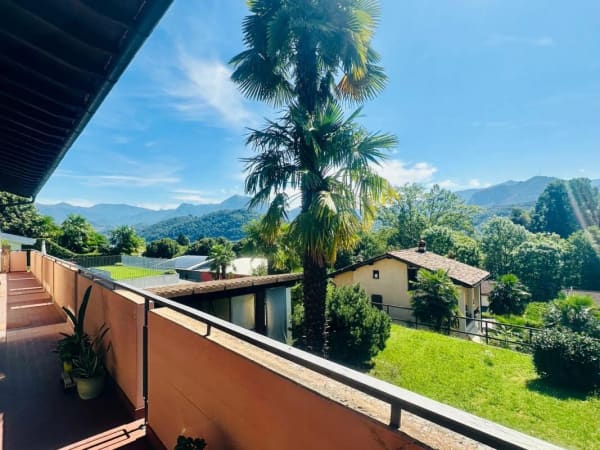 Immobilie in Cassina D'agno - AGNO · CASA BIFAMILIARE CON GIARDINO IN ZONA RESIDENZIALE - Bild 1