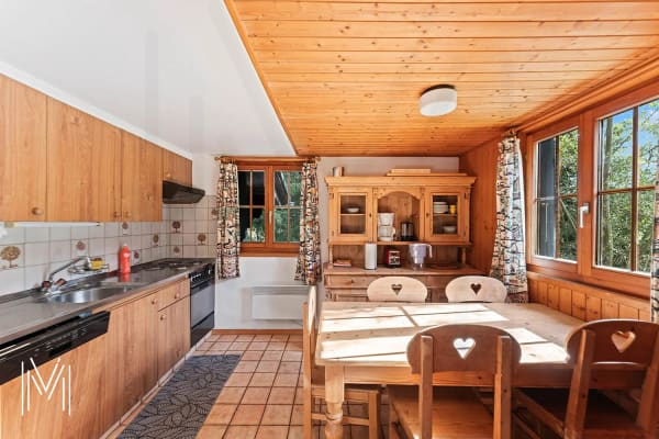 Immobilie in Moléson-sur-gruyères - Un havre de paix au pied du Moléson ? Chalet 4.5 pièces au coeur de la nature - Bild 1