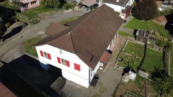 Immobilie in Eschert - Spacieuse maison familiale de 9.5 pièces à Eschert - Bild 3
