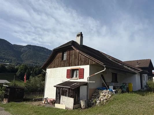 Immobilie in Eschert - Spacieuse maison familiale de 9.5 pièces à Eschert - Bild 7