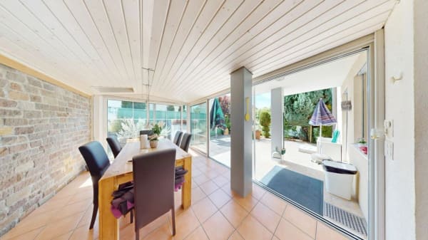 Immobilie in Uerkheim - GrosszÃ¼giges 6.5 Zimmer Doppeleinfamilienhaus mit Wintergarten - Bild 14