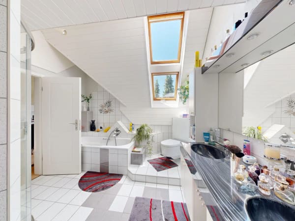 Immobilie in Röschenz - Zweifamilienhaus mit vielseitigen NutzungsmÃ¶glichkeiten - Bild 12