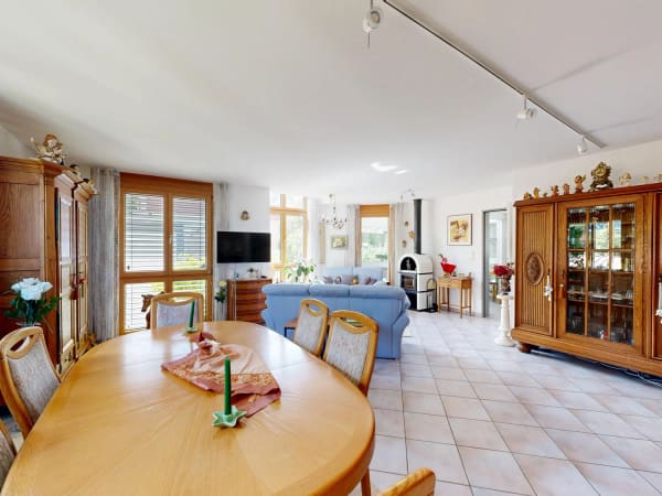 Immobilie in Röschenz - Zweifamilienhaus mit vielseitigen NutzungsmÃ¶glichkeiten - Bild 5