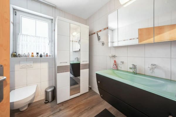 Immobilie in Fischingen - Freiraum für die Familie, Rückzugsorte  zum Geniessen und ein eigener Pool - Bild 11
