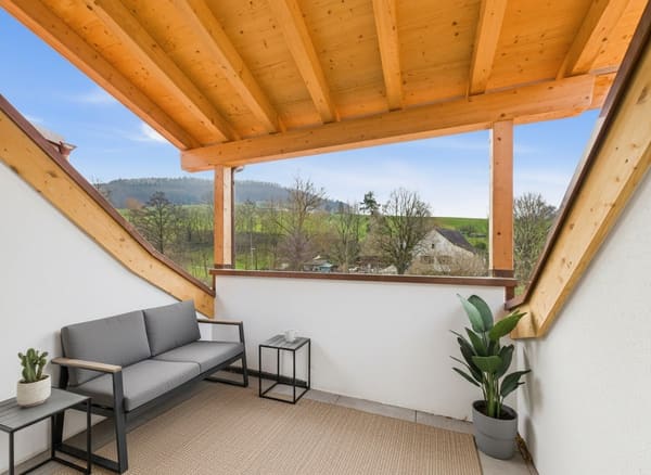 Immobilie in Böckten - Grosszügige 4.5-Zimmer-Maisonette-Wohnung mit viel Charme - Bild 2
