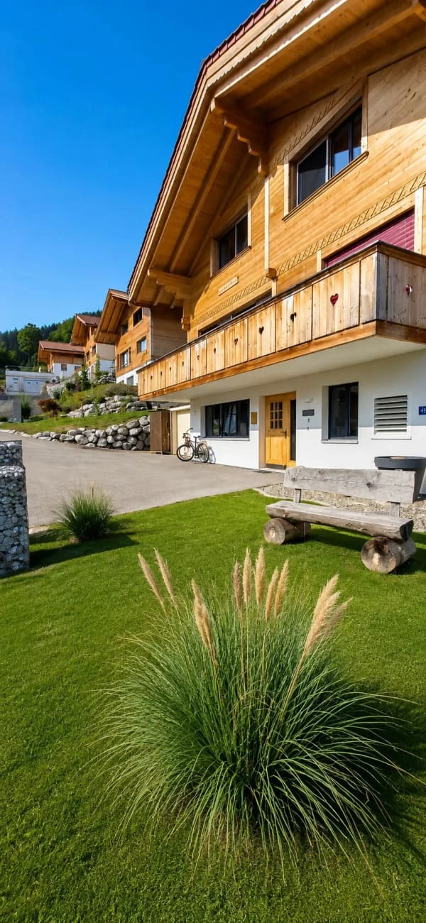 Immobilie in Diemtigen - Familienparadies mit groÃŸem Umschwung und top Aussicht da, wo andere Ferien machen... - Bild 1