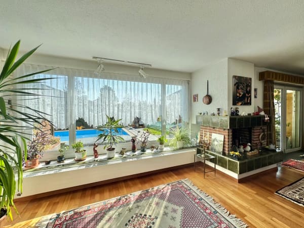 Immobilie in Dachsen - Einfamilienhaus-HÃ¤lfte mit Gemeinschaftspool - Bild 2