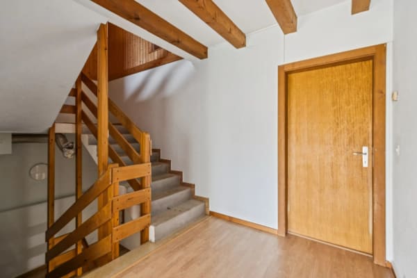 Immobilie in La Chaux - Maison de village 6.5 pièces - Beau potentiel de rénovation - La Chaux - Bild 7