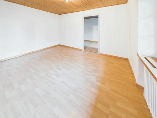 Immobilie in Lostorf - Seltene Gelegenheit: Wohnhaus mit Ökonomieteil und Baulandreserve auf 1'752 m² in Lostorf - Bild 5