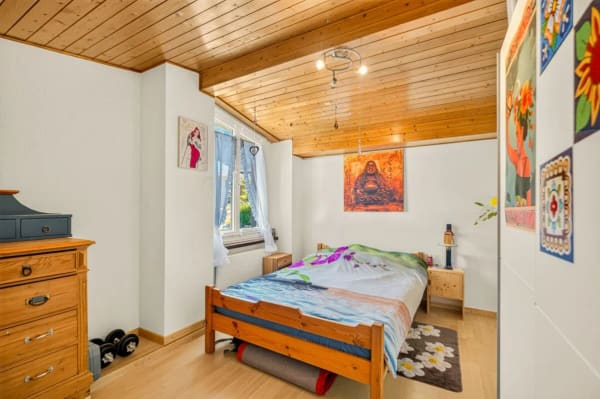 Immobilie in Zizers - Charmante 2.5-Zimmer-Dachwohnung an ruhiger Lage - Ihr neues Zuhause wartet auf Sie! - Bild 10