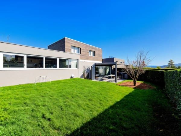 Immobilie in Bellevue - Villa contemporaine avec vue sur les montagnes, Bellevue - Bild 1