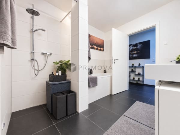 Immobilie in Laupen Zh - Sonniges Wohnen mit Weitblick und 50m² private Terrasse - Bild 10