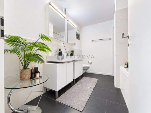 Immobilie in Laupen Zh - Sonniges Wohnen mit Weitblick und 50m² private Terrasse - Bild 11