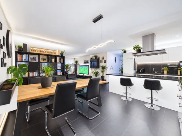 Immobilie in Laupen Zh - Sonniges Wohnen mit Weitblick und 50m² private Terrasse - Bild 5