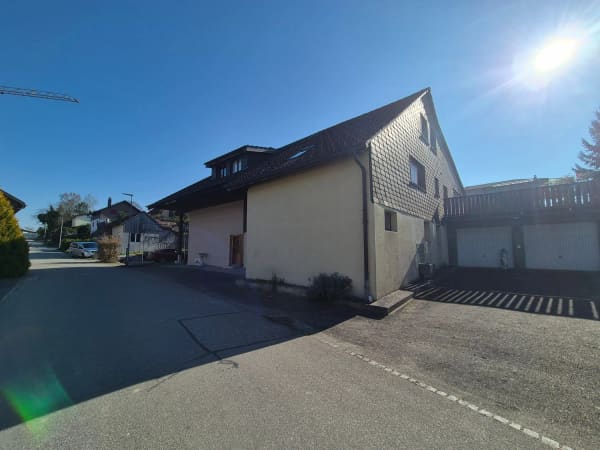 Immobilie in Kestenholz - Mehrfamilienhaus mit 5 Einheiten in Kestenholz und Baulandreserve - Bild 0
