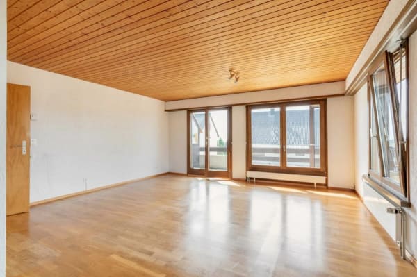 Immobilie in Bözberg - Freistehendes 5.5-Zimmer-Einfamilienhaus mit grossem Garten an privilegierter Wohnlage - Bild 3