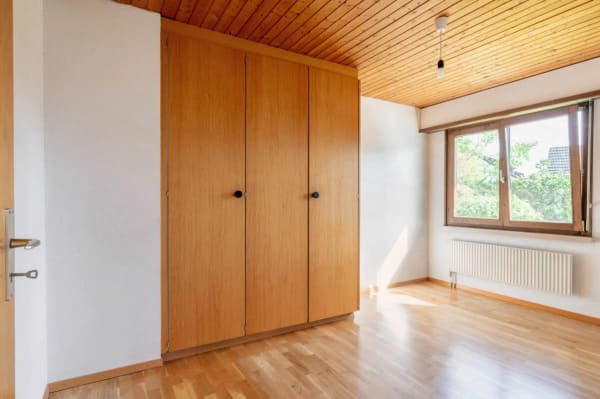 Immobilie in Bözberg - Freistehendes 5.5-Zimmer-Einfamilienhaus mit grossem Garten an privilegierter Wohnlage - Bild 7