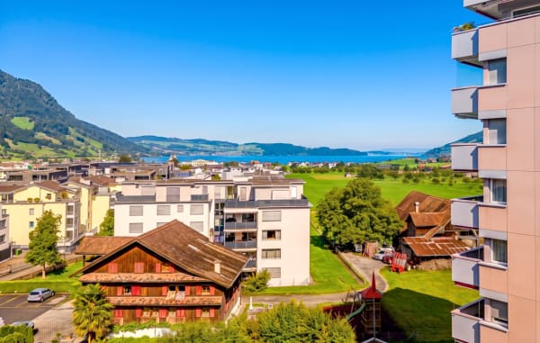 Immobilie in Arth - Wohnen mit Aussicht - 4.5 Zimmer und Seeblick - Bild 0