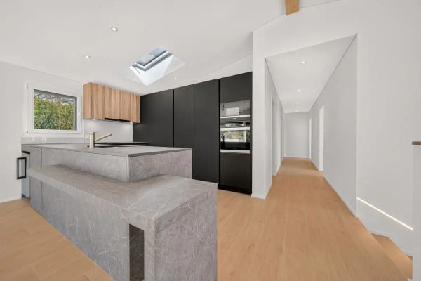 Immobilie in Senèdes - NEUF 2025 - UNE VILLA CONTEMPORAINE AUX MULTIPLES POSSIBILITÃ‰S - Bild 2