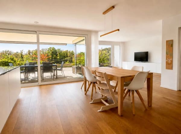 Immobilie in Birmenstorf Ag - GrosszÃ¼gige 4.5-Zimmer-Terrassenwohnung mit Aussicht auf die Reuss und das Naturschutzgebiet - Bild 2