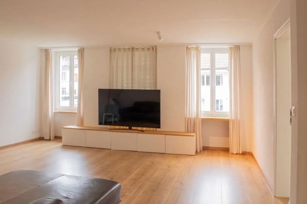 Immobilie in Baden - Gepflegtes Mehrfamilienhaus mit 4 Einheiten - Bild 2