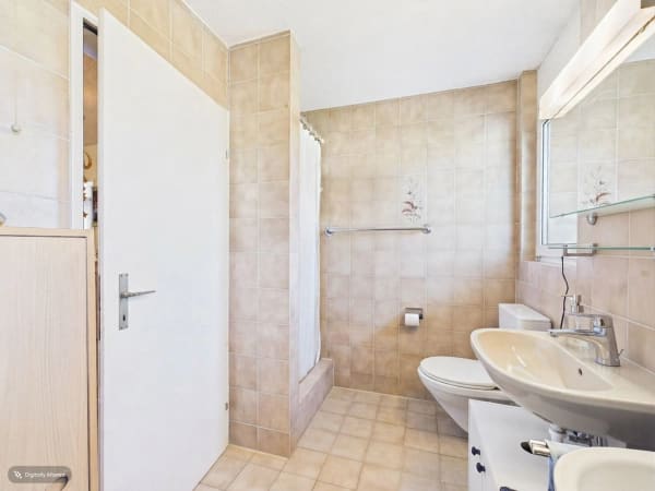 Immobilie in Brittnau - Fussbodenheizung für angenehmes Wohnklima, Vier Schlafzimmer, Ruhige und familienfreundliche Lage - Bild 7