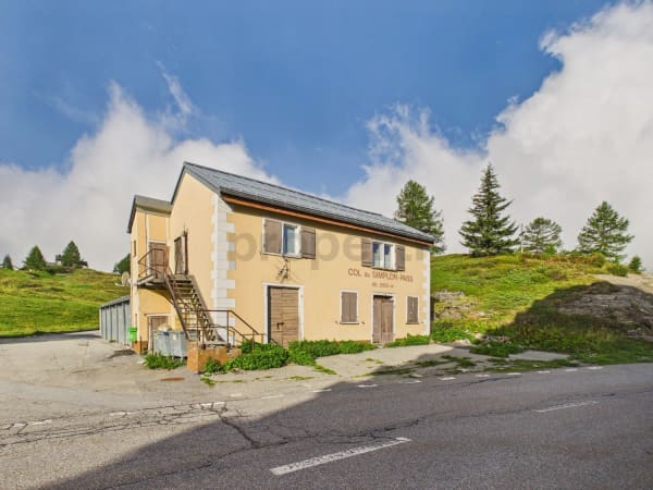 Immobilie in Simplon - Historisches Pass-Juwel auf 2'005 m Ã¼. M.: 228 mÂ² WohnflÃ¤che, alpine Traumkulisse und vielseitige Nutzung - Bild 1