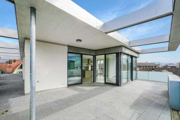 Immobilie in Stein Ag - Wohngenuss der Extraklasse! Exklusive 4.5 Zimmer-Attikawohnung mit direktem Lift in Wohnung - Bild 2