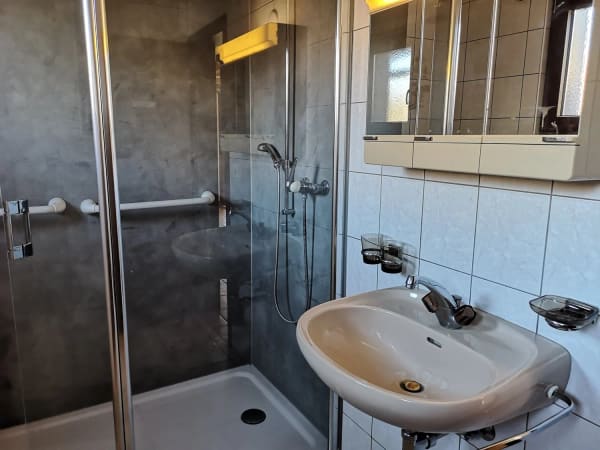 Immobilie in Mervelier - Baisse de prix : maison 5.5pces, env. 120m2, terrain 802m2, avec garage, places de parc, terrasse - Bild 19