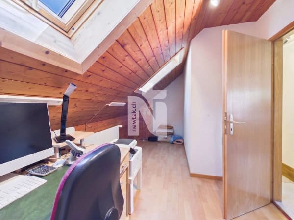Immobilie in Tenniken - Dorf Idylle, Zentral, viel Potenzial und mit 2.5 Zimmer Einliegerwohnung (Generationenhaus) - Bild 8