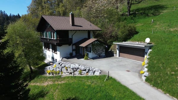 Immobilie in Heiligenschwendi - 7.5-Zimmer Landhaus - Bild 0