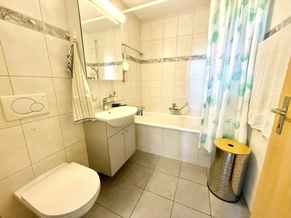 Immobilie in Längenbühl - 2.5-Zimmerwohnung mit grosser Galerie - Bild 9