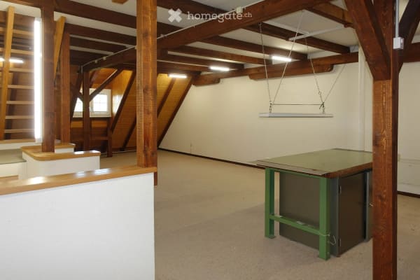 Immobilie in Wolfhausen - Charmantes 5.5-Zimmer-Zweifamilienhaus in Wolfhausen - Bild 20