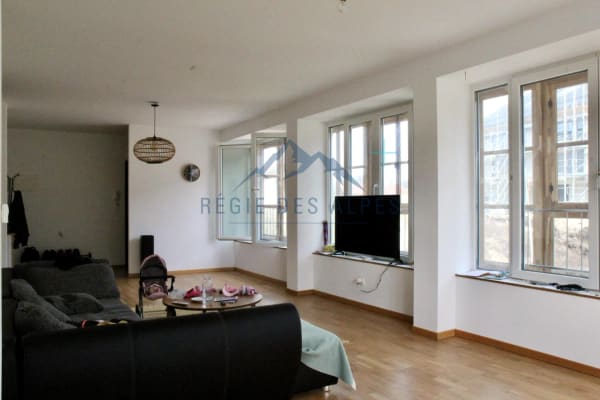 Immobilie in Vallorbe - Appartement en bord de rivière : Modernité et sérénité à saisir près de la nature ( Lot 8 ) - Bild 1