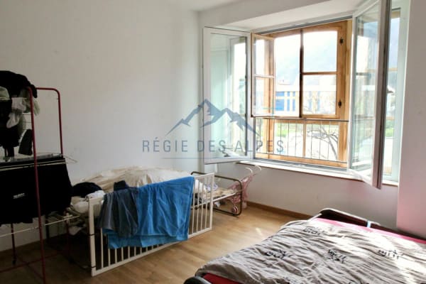 Immobilie in Vallorbe - Appartement en bord de rivière : Modernité et sérénité à saisir près de la nature ( Lot 8 ) - Bild 4