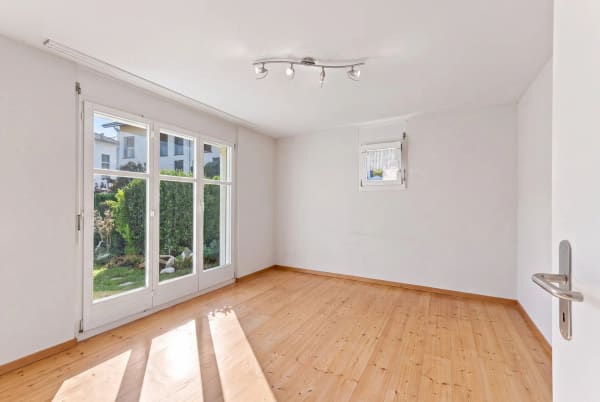 Immobilie in Jonen - 3.5-Zimmer-Gartenwohnung mit Cheminée in Jonen - Bild 11