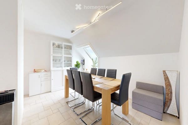 Immobilie in Bättwil - Attraktive 4.5 Zimmer Dachwohnung mit Balkon und Weitsicht - Bild 3