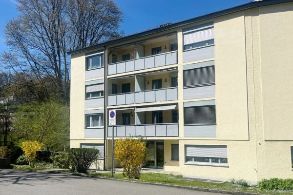 Immobilie in Baden - Wohnung mit Balkon mit Sicht ins GrÃ¼ne nahe dem DÃ¤ttwiler Weiher - Bild 0