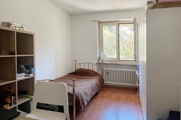 Immobilie in Baden - Wohnung mit Balkon mit Sicht ins GrÃ¼ne nahe dem DÃ¤ttwiler Weiher - Bild 2