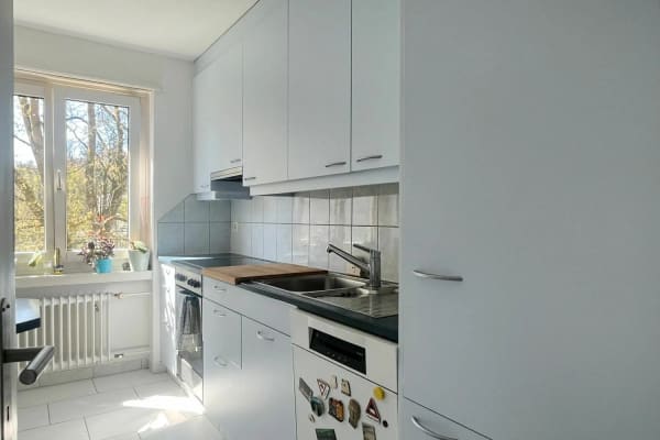 Immobilie in Baden - Wohnung mit Balkon mit Sicht ins GrÃ¼ne nahe dem DÃ¤ttwiler Weiher - Bild 5