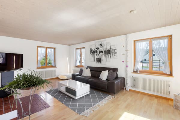 Immobilie in Grafstal - Ein Haus mit Geschichte: Grosszügiges 6.5-EFH mit schönem Wintergarten - Bild 8
