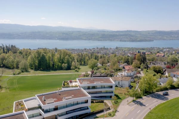 Immobilie in Uetikon Am See - Hochwertige 3.5-Zi-Wohnung mit Panorama-Sicht in Uetikon am See - Bild 10