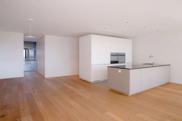 Immobilie in Uetikon Am See - Hochwertige 3.5-Zi-Wohnung mit Panorama-Sicht in Uetikon am See - Bild 5