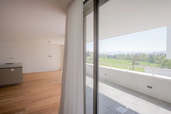 Immobilie in Uetikon Am See - Hochwertige 3.5-Zi-Wohnung mit Panorama-Sicht in Uetikon am See - Bild 6