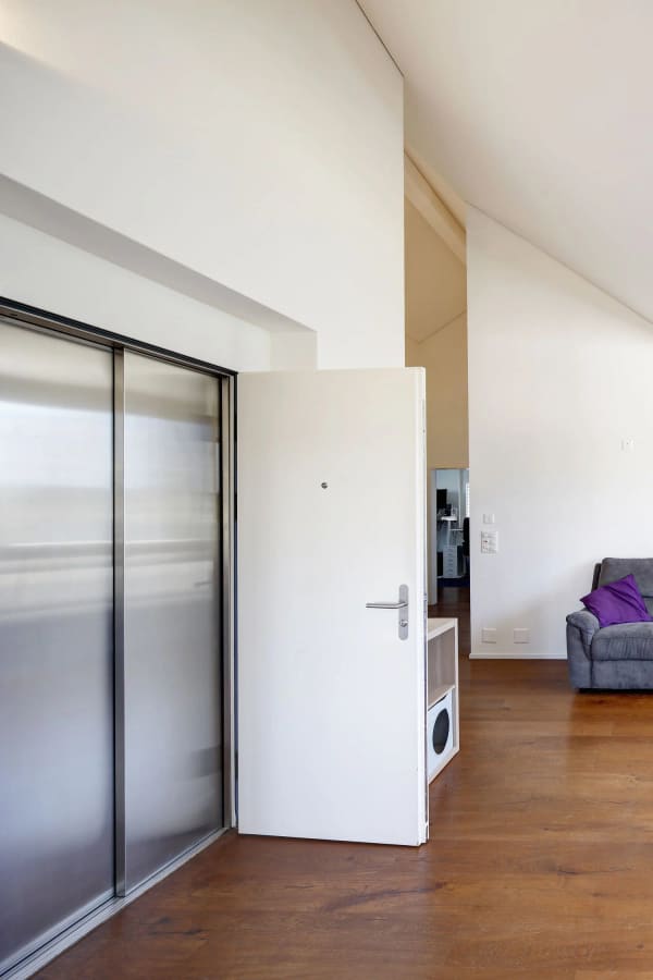 Immobilie in Tuggen - Charmante 4.5 Zimmer-Dachwohnung - Bild 13