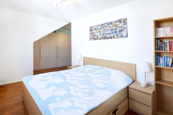 Immobilie in Tuggen - Charmante 4.5 Zimmer-Dachwohnung - Bild 8